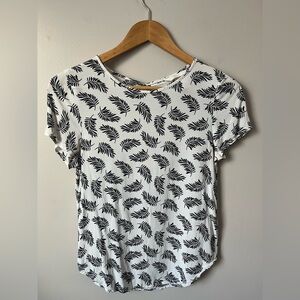 Women’s H&M Black Leaf Pattern Short Sleeve Blouse Top